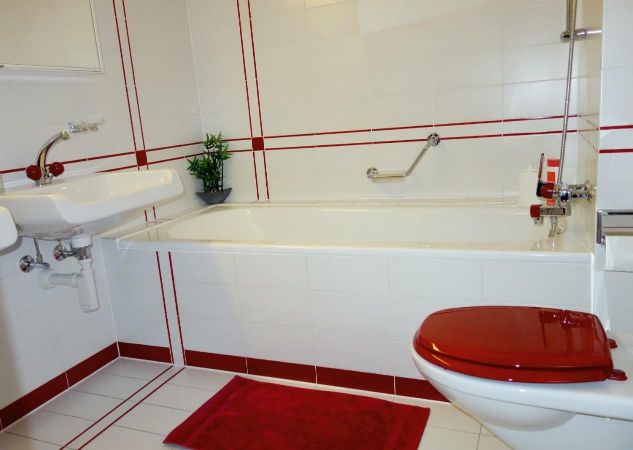 בזל Exclusive Central Apartment מראה חיצוני תמונה