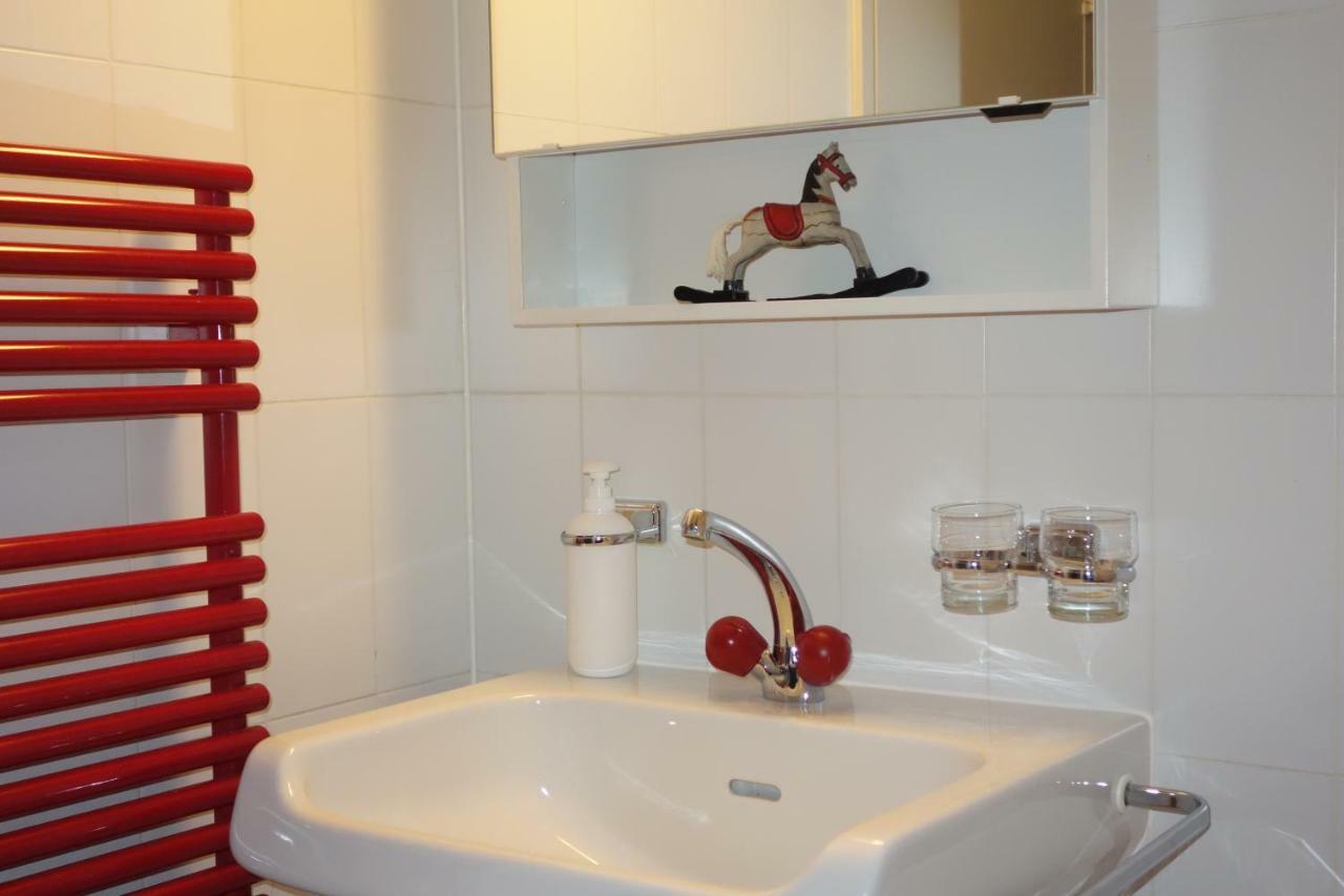 בזל Exclusive Central Apartment מראה חיצוני תמונה